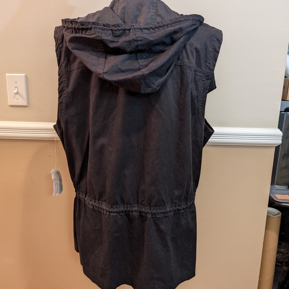 NWT. VINTAGE Jones New York long cotton hooded vest. Size medium. - Picture 7 of 9